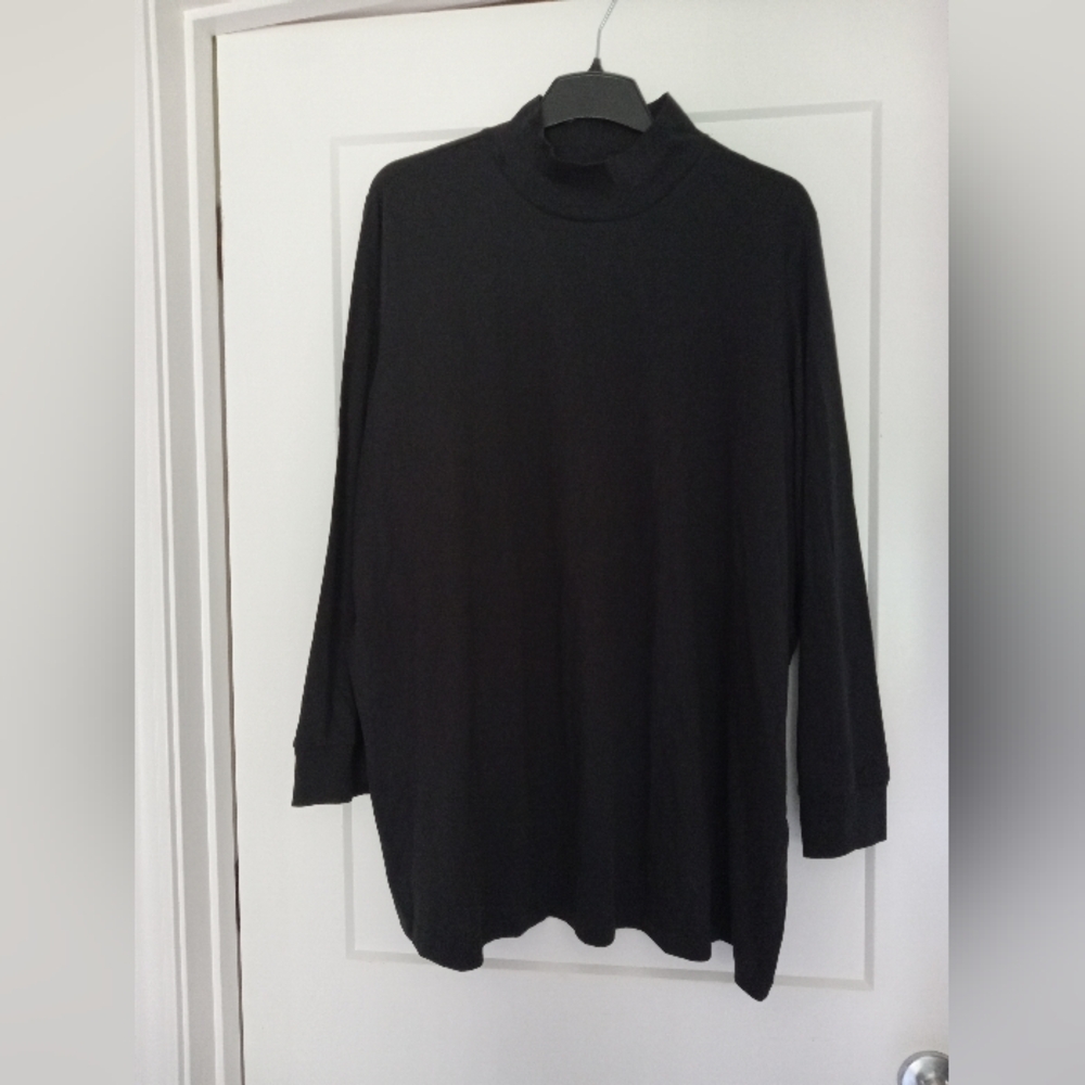 Woman Within Black Mockneck Mock Turtleneck Tunic EUC 2X 26 28